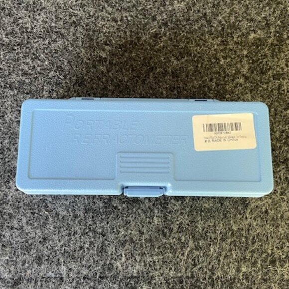 ATC Portable Refractometer - Picture 3 of 3